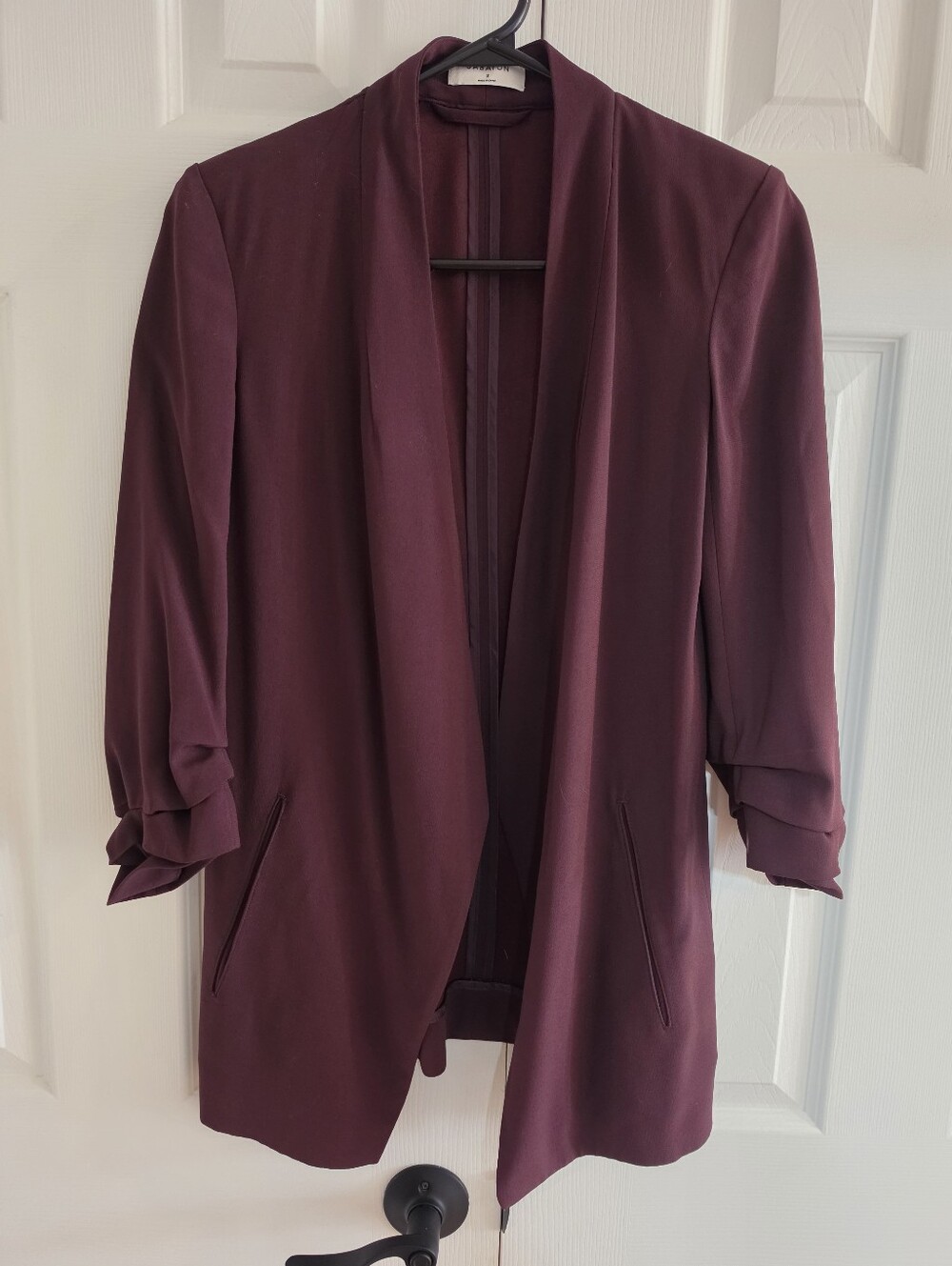 Aritzia Babaton Power Blazer In Burgundy  Size 2